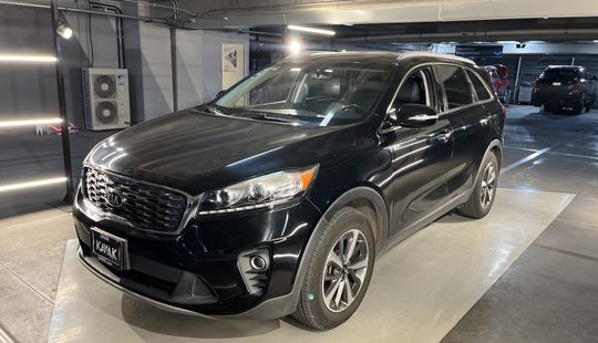 Kia • Sorento