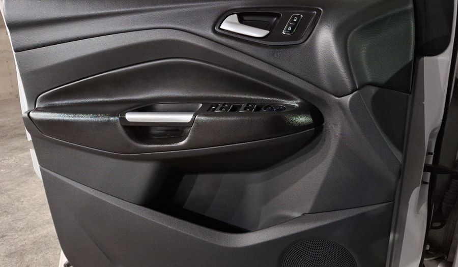 Ford Escape 2.0 TREND ADVANCE ECOBOOST I4 AT Suv 2015