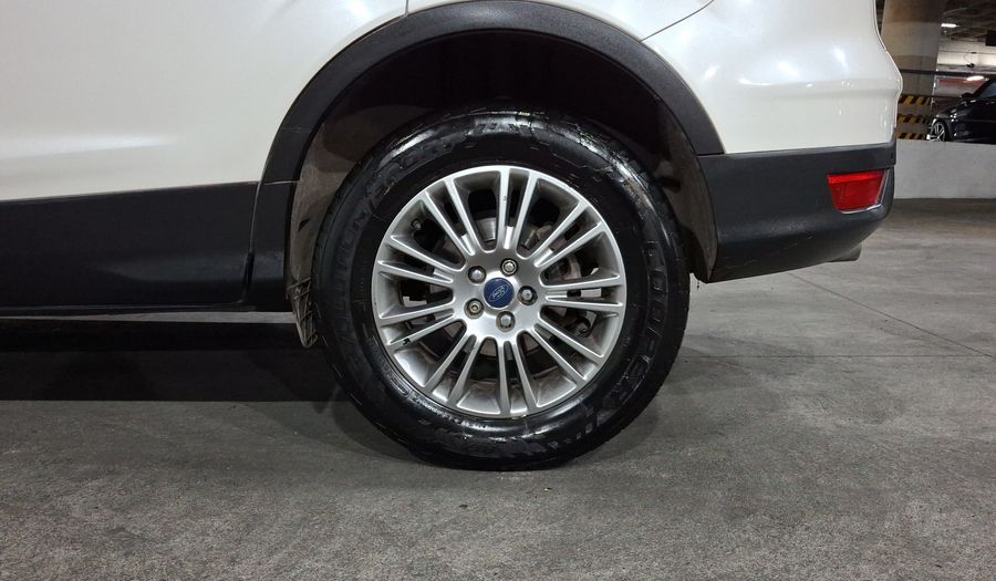 Ford Escape 2.0 TREND ADVANCE ECOBOOST I4 AT Suv 2015