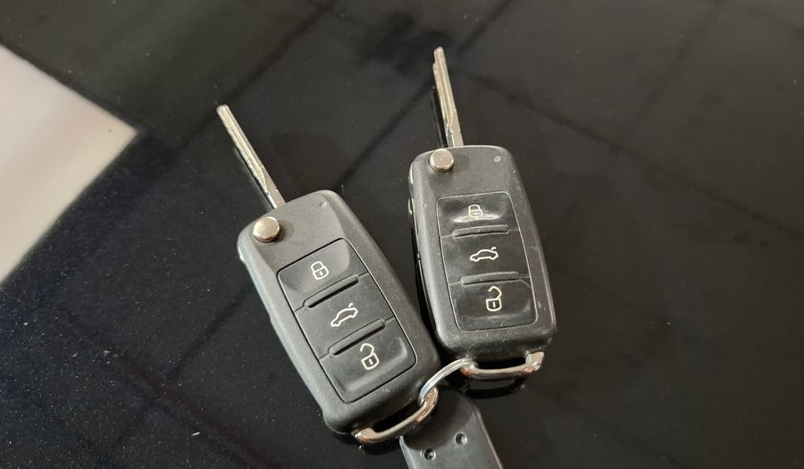 Volkswagen The Beetle 1.4 TSI DSG DESIGN Hatchback 2015