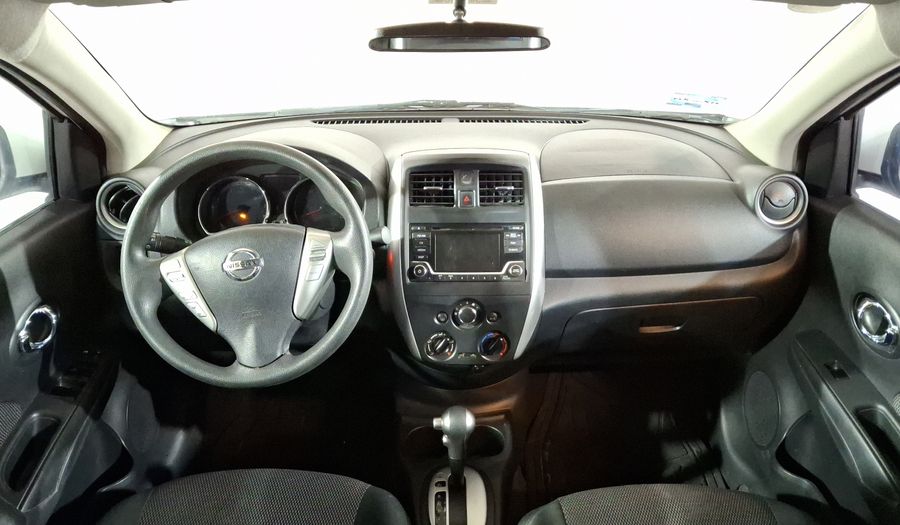 Nissan Versa 1.6 ADVANCE TA AC Sedan 2015