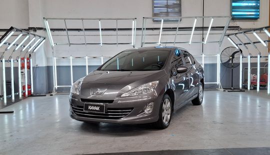 Peugeot • 408