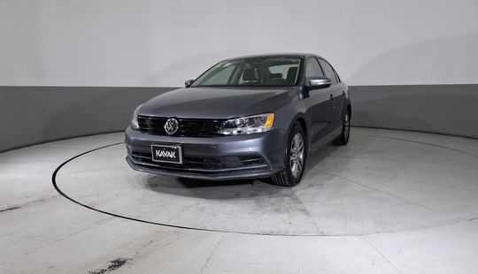 Volkswagen • Jetta