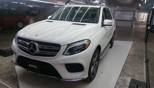 Mercedes Benz • Clase GLE