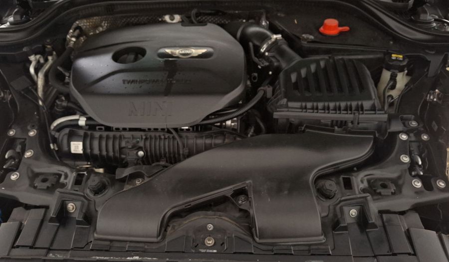 Mini John Cooper Works 2.0 JOHN COOPER WORKS HOT CHILI AT Hatchback 2016