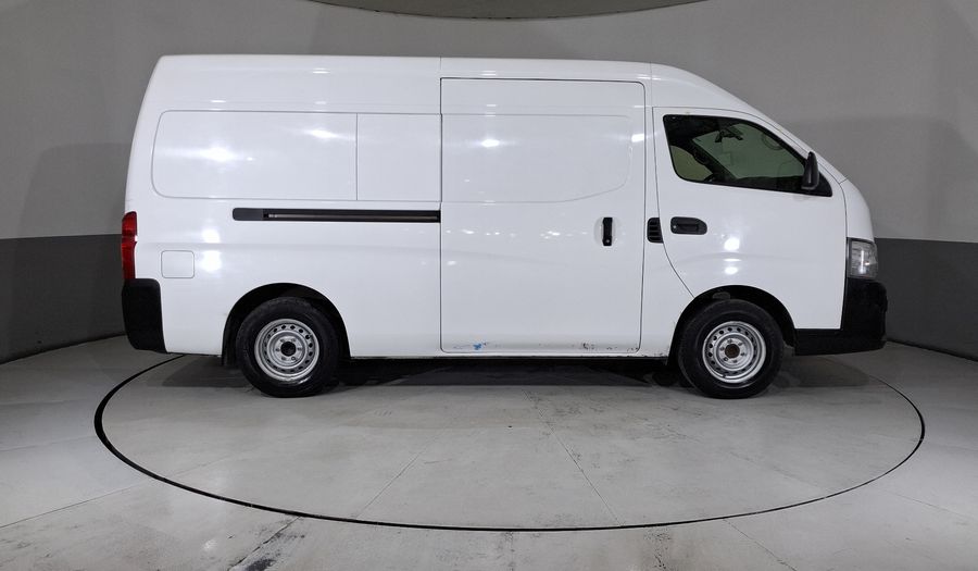 Nissan Nv350 Urvan 2.5 PANEL AMPLIA AA Van 2024