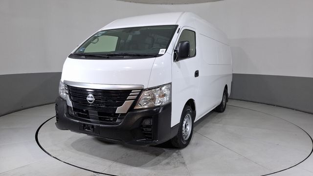 Nissan • NV350 Urvan