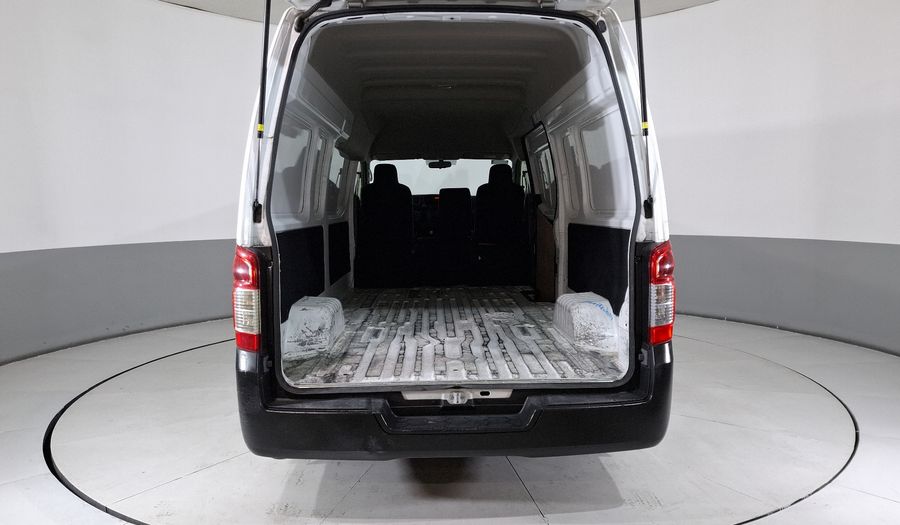 Nissan Nv350 Urvan 2.5 PANEL AMPLIA AA Van 2024