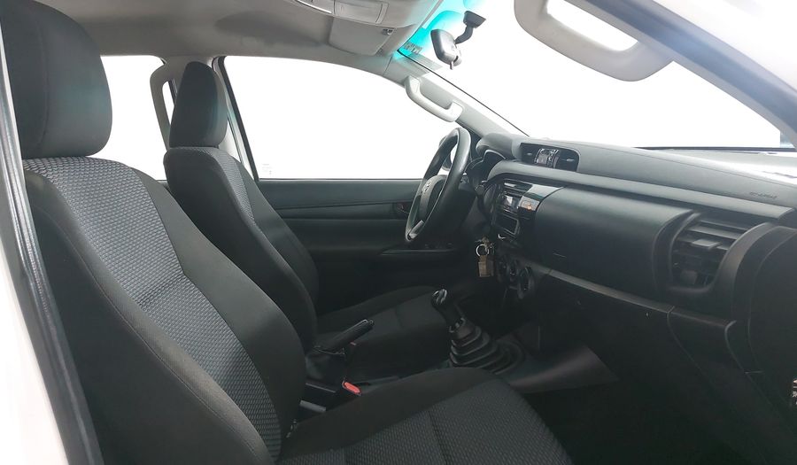 Toyota Hilux 2.7 DOBLE CABINA BASE (D-CAB BASE) Pickup 2017