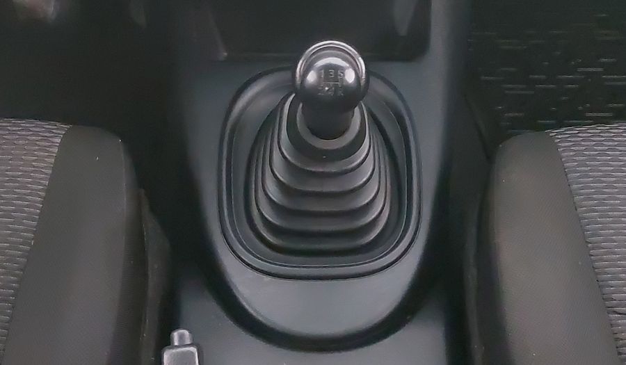 Toyota Hilux 2.7 DOBLE CABINA BASE (D-CAB BASE) Pickup 2017