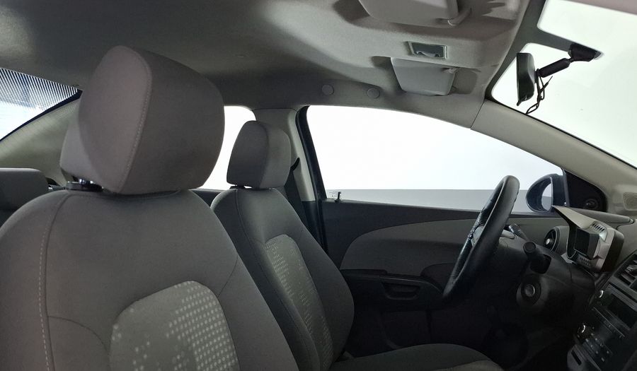 Chevrolet Sonic 1.6 MT A LS Sedan 2015