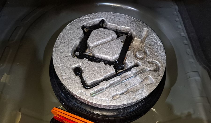 Chevrolet Sonic 1.6 MT A LS Sedan 2015