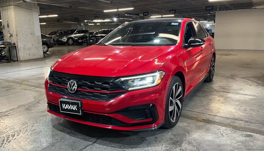 Volkswagen • Jetta