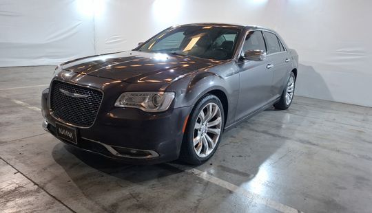 Chrysler • 300 C