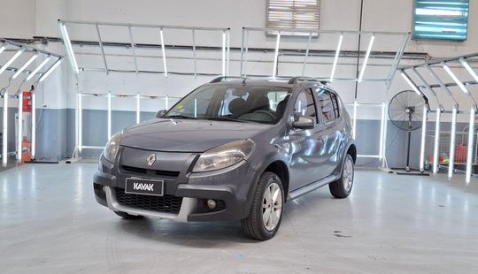 Renault • Sandero Stepway