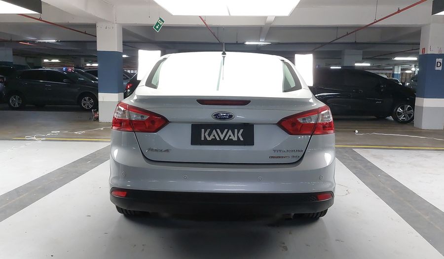 Ford Focus TITANIUM SEDAN AUTOMATICO Sedan 2015