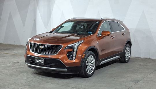 Cadillac • XT4