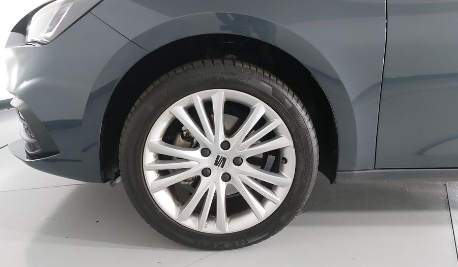 Seat Leon 1.4 STYLE AUTO Hatchback 2024