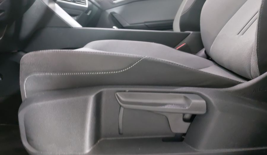 Seat Leon 1.4 STYLE AUTO Hatchback 2024