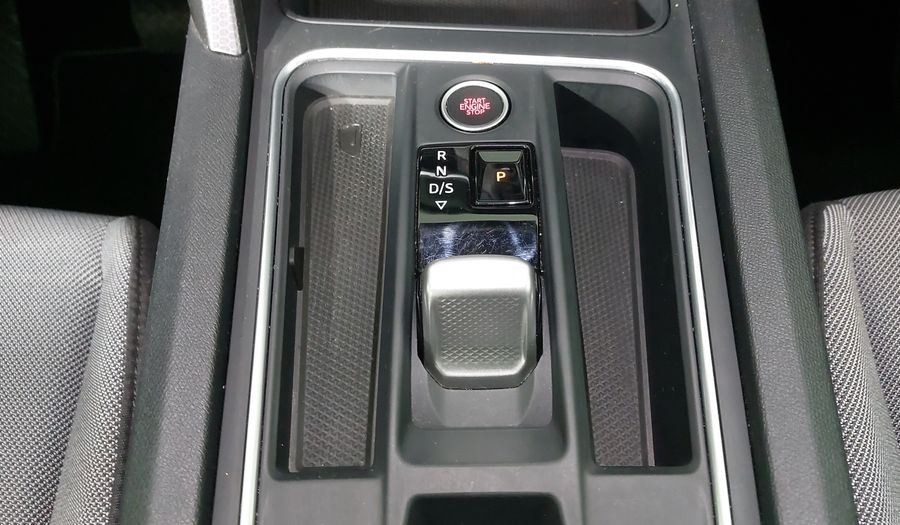 Seat Leon 1.4 STYLE AUTO Hatchback 2024