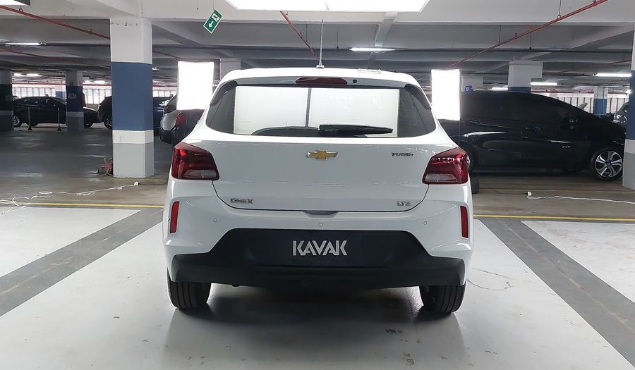 Chevrolet Onix TURBO FLEX LTZ Hatchback 2021