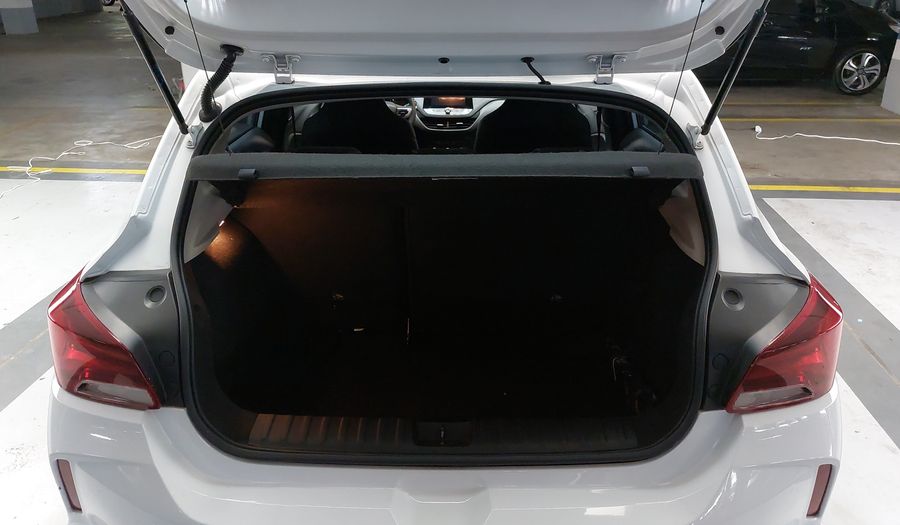 Chevrolet Onix TURBO FLEX LTZ Hatchback 2021