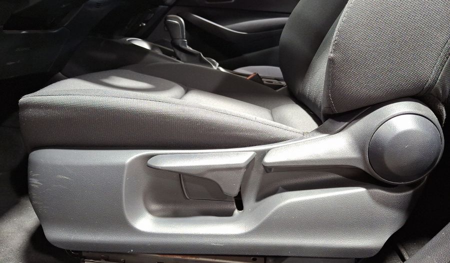 Toyota Corolla 2.0 LE CVT Sedan 2024