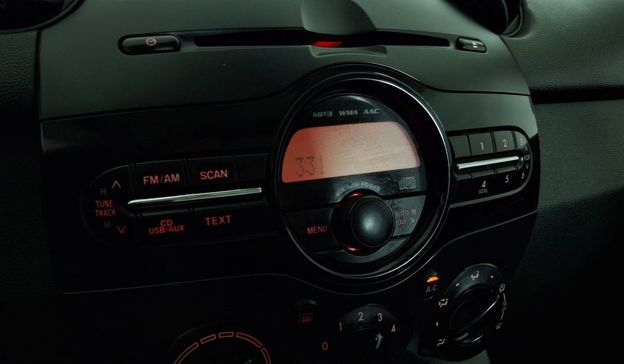 Mazda 2 1.5 S Hatchback 2014