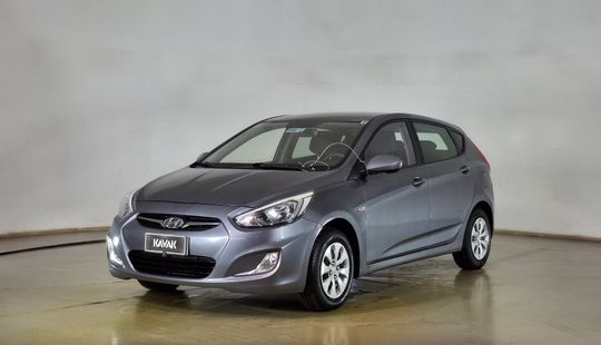Hyundai • Accent