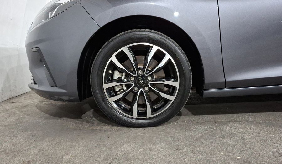 Jac J7 1.5 QUANTUM CVT Hatchback 2022