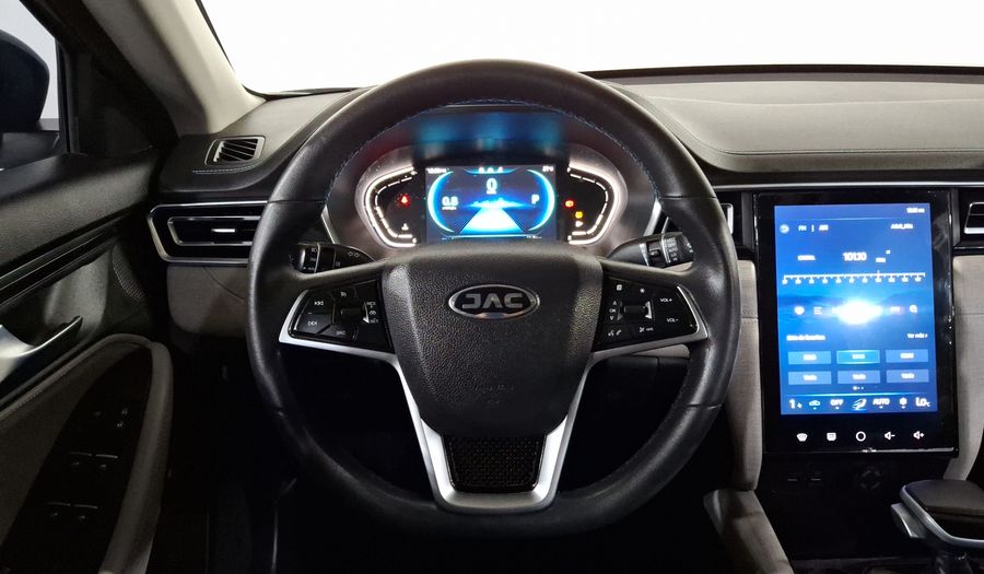 Jac J7 1.5 QUANTUM CVT Hatchback 2022