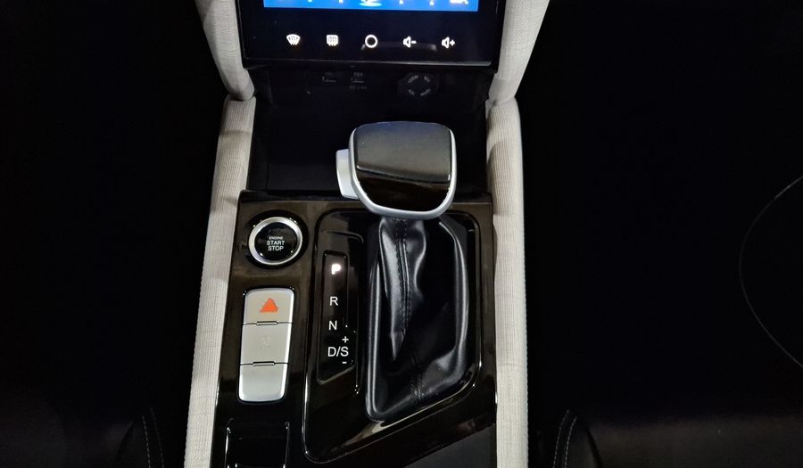 Jac J7 1.5 QUANTUM CVT Hatchback 2022