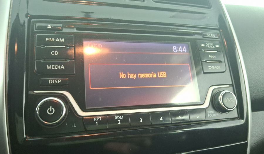 Nissan Versa 1.6 ADVANCE AUTO Sedan 2017