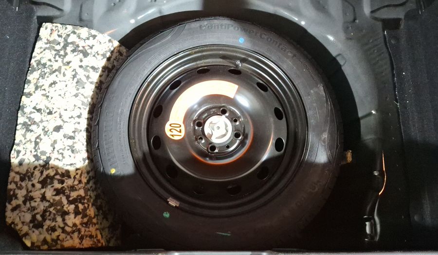 Fiat Argo 1.8 TREKKING AUTO Hatchback 2022