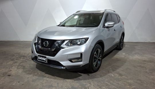 Nissan • X-Trail