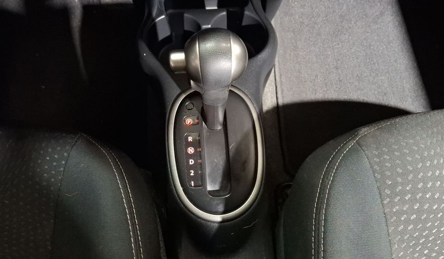 Nissan March 1.6 ADVANCE AT Hatchback 2017