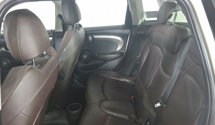 Mini Cooper 1.5 COOPER PEPPER AT Hatchback 2015