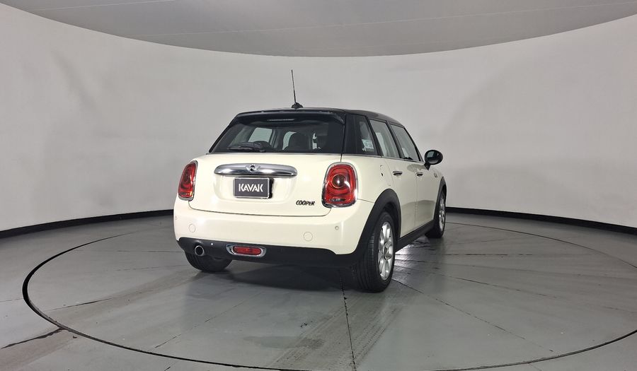 Mini Cooper 1.5 COOPER PEPPER AT Hatchback 2015