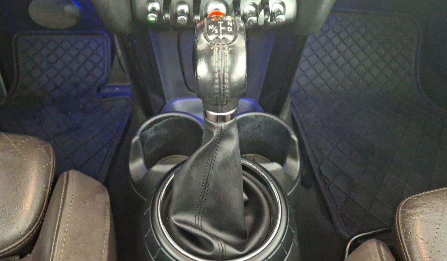 Mini Cooper 1.5 COOPER PEPPER AT Hatchback 2015