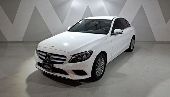 Mercedes Benz • Clase C