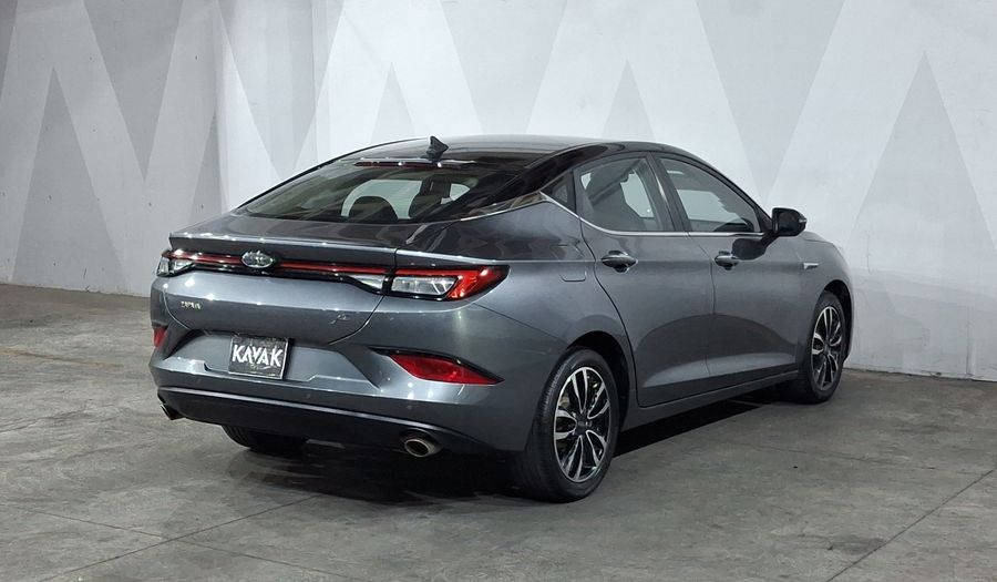 Jac J7 1.5 QUANTUM CVT Hatchback 2021