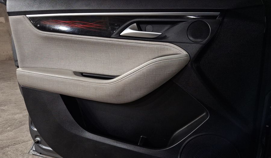 Jac J7 1.5 QUANTUM CVT Hatchback 2021