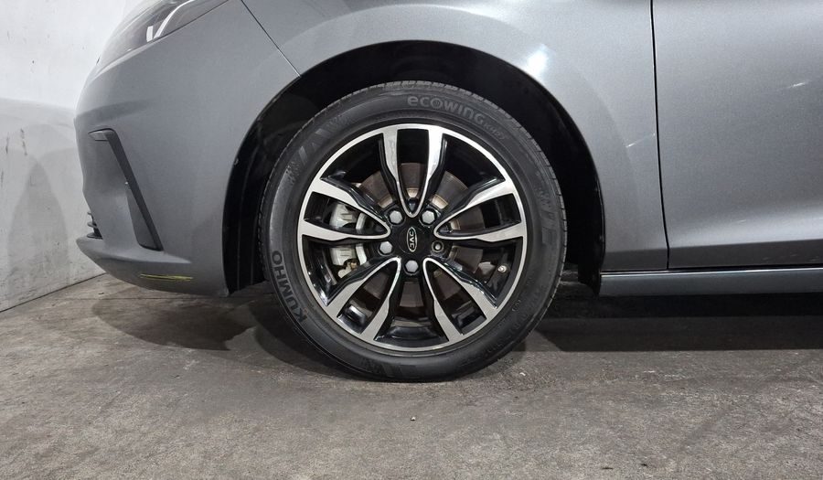 Jac J7 1.5 QUANTUM CVT Hatchback 2021