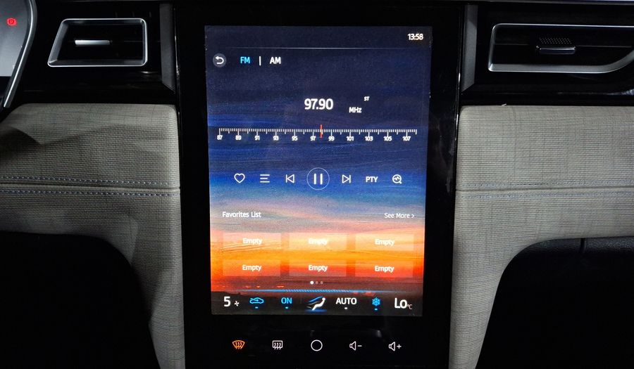 Jac J7 1.5 QUANTUM CVT Hatchback 2021