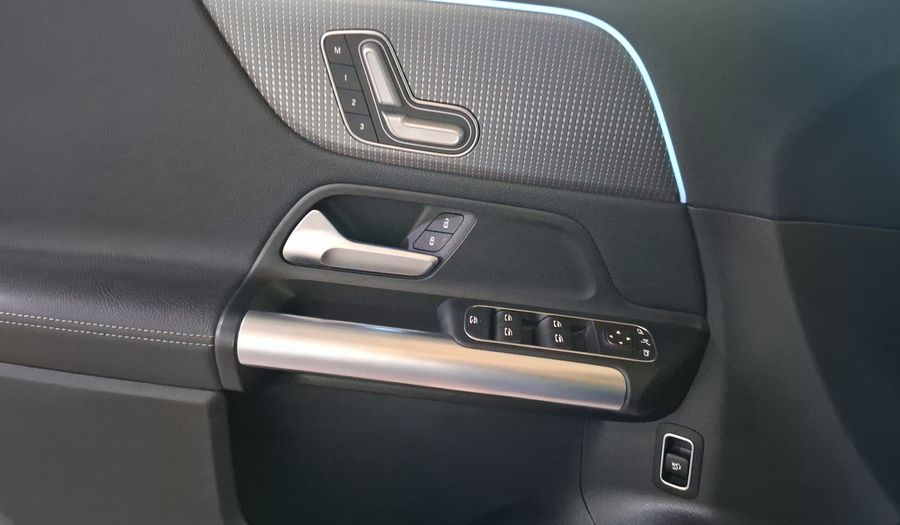 Mercedes Benz Clase Cla 1.3 CLA 200 PROGRESSIVE DCT Coupe 2023