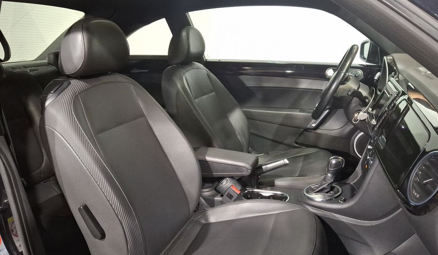 Volkswagen Beetle 2.5 SPORT TIPTRONIC Hatchback 2013