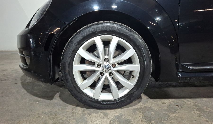 Volkswagen Beetle 2.5 SPORT TIPTRONIC Hatchback 2013