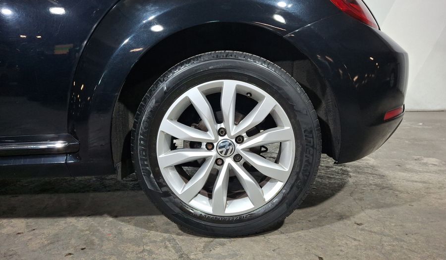 Volkswagen Beetle 2.5 SPORT TIPTRONIC Hatchback 2013