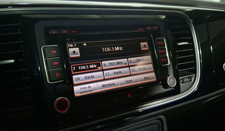 Volkswagen Beetle 2.5 SPORT TIPTRONIC Hatchback 2013