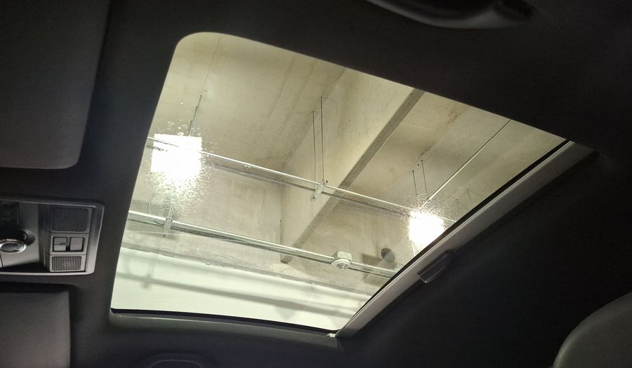 Volkswagen Beetle 2.5 SPORT TIPTRONIC Hatchback 2013